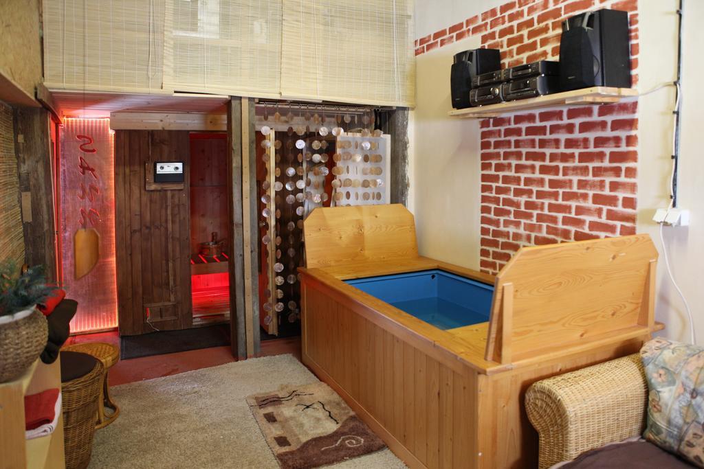 Hrazdeny Statek Mytinka Guest House Bagian luar foto